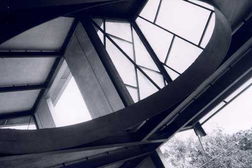 Steel, Alu, Cement � Space, Air � The Sky
