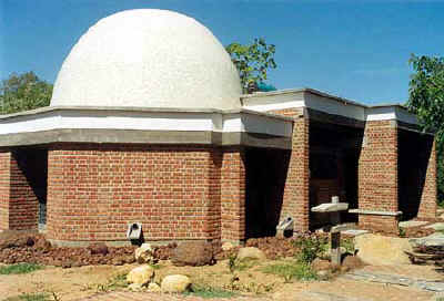 'Andang', residence-cum-psychotherapy studio, Yantra, "dome without ring forces" in brick - 2001