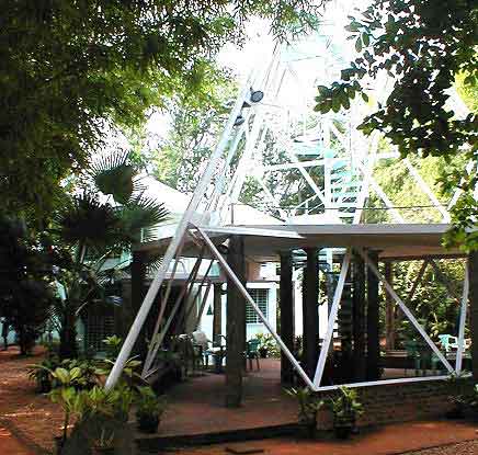 William's house, Samasti