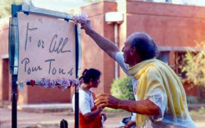 Last touches before the inauguration..